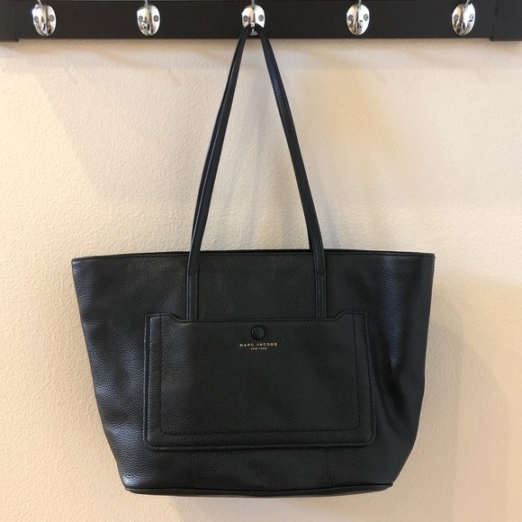 EUC Marc Jacobs Empire City Black Leather Shoulder bag - Picture 1 of 10